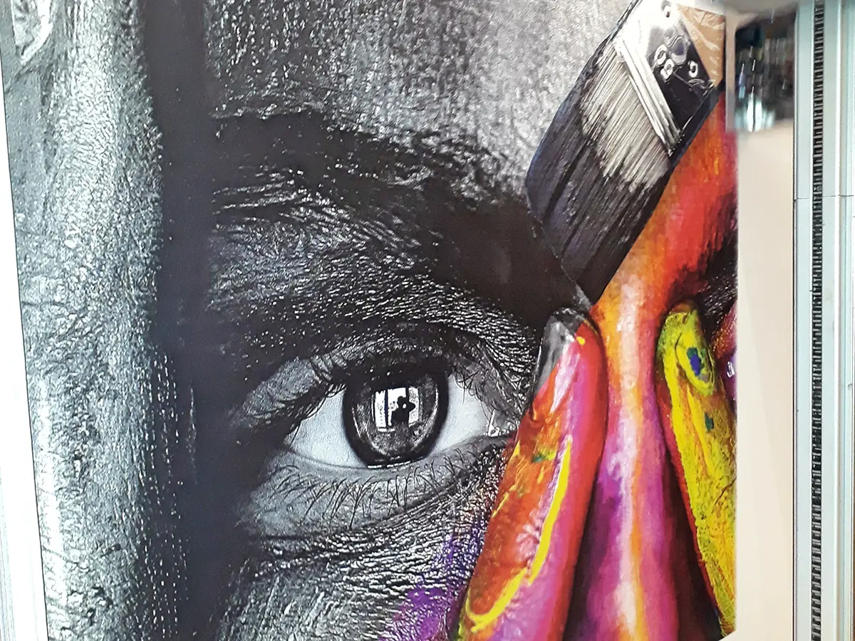 Face painter image on drywall