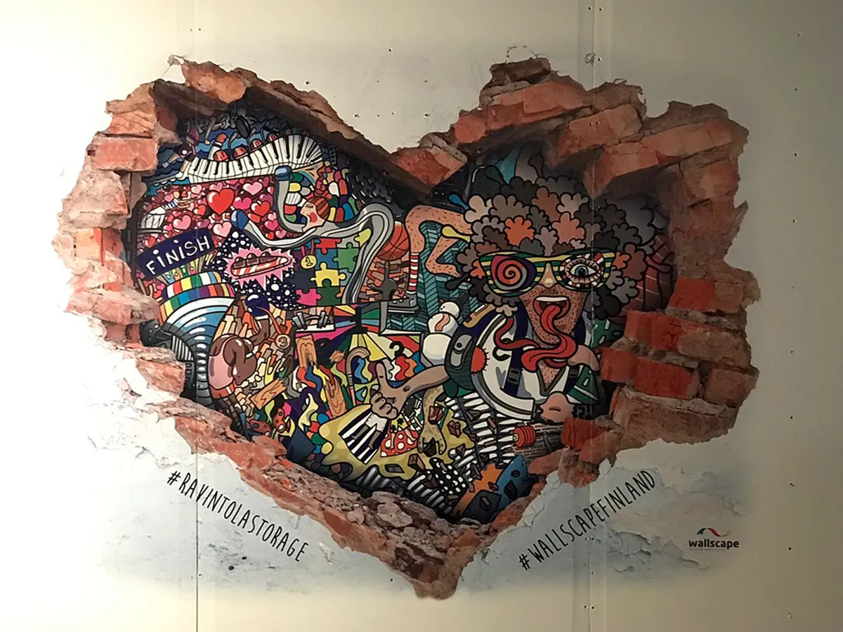 Brick heart pattern on drywall